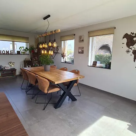 Maison De Pour Maximum 6 Personnes Avec Piscine *